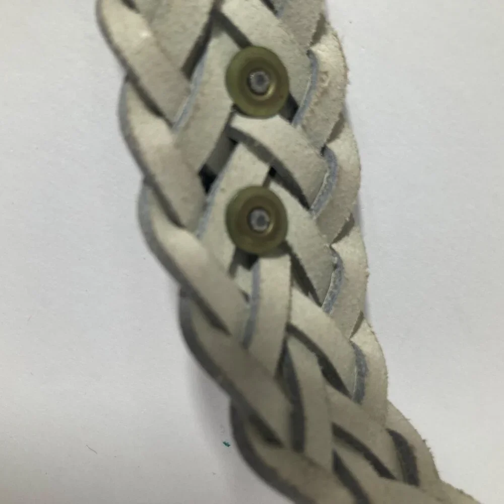 Womens Braided Leather Belt‎ Conch Medallions White Silver S Flaw